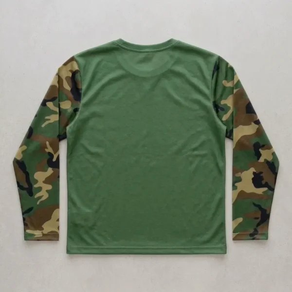 Full set-in sleeve blank camo t-shirt back.